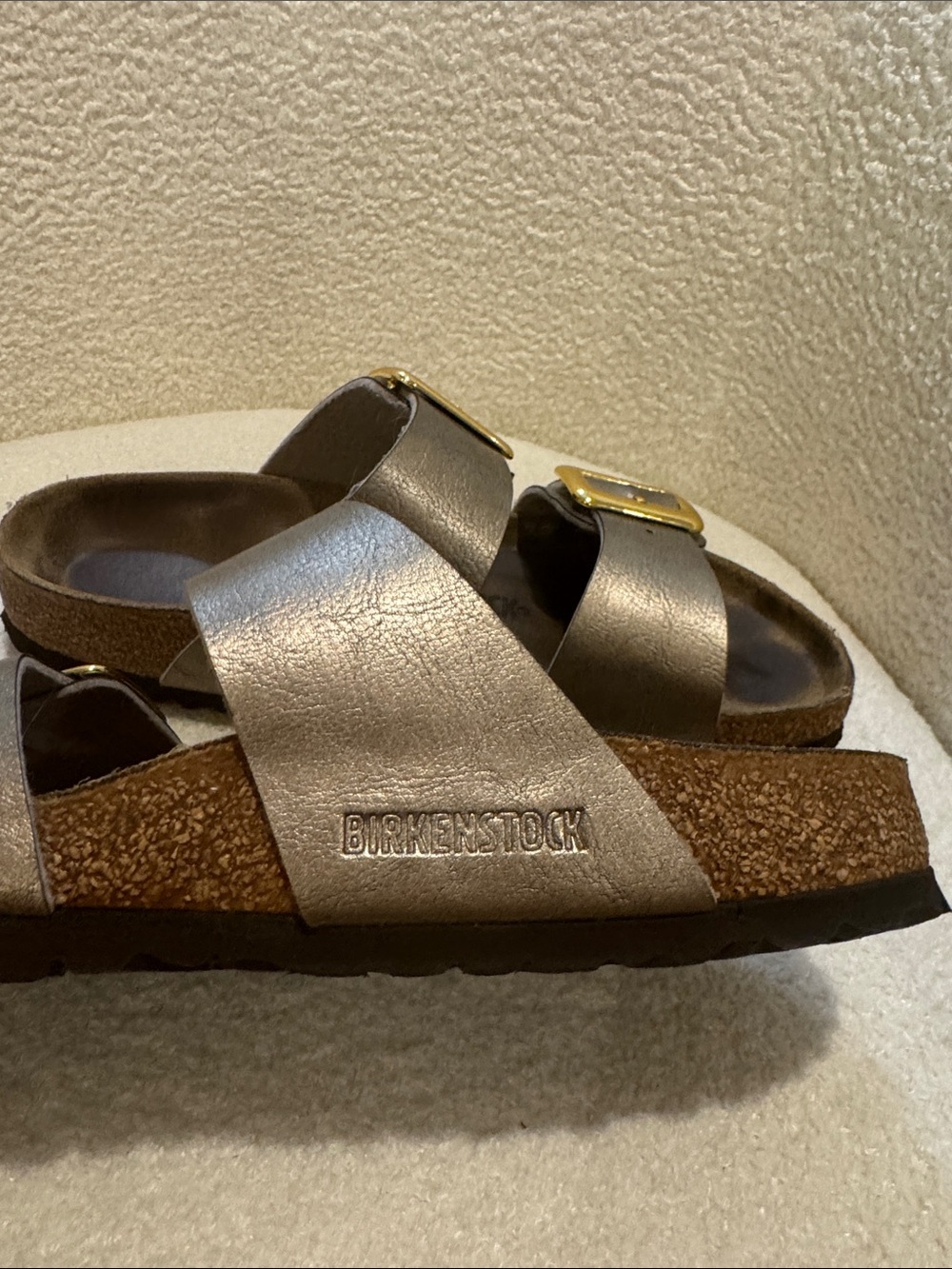 Birkenstock Women’s Metalic Sandals in with Gold Buckles - Picture 4 of 10